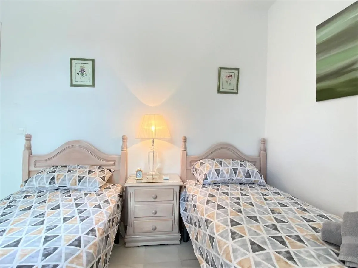 הוילה נרחה Casa Lindblad Fuentesol 15 Casasol 0*,